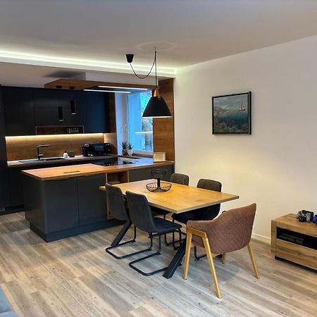 Modern Apartment Leon ゴズ・マルチュリェク エクステリア 写真